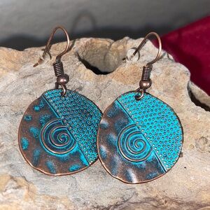 5/$10❤️❤️❤️NEW Turquoise & Copper Tone Zinc Alloy Dangling Earrings